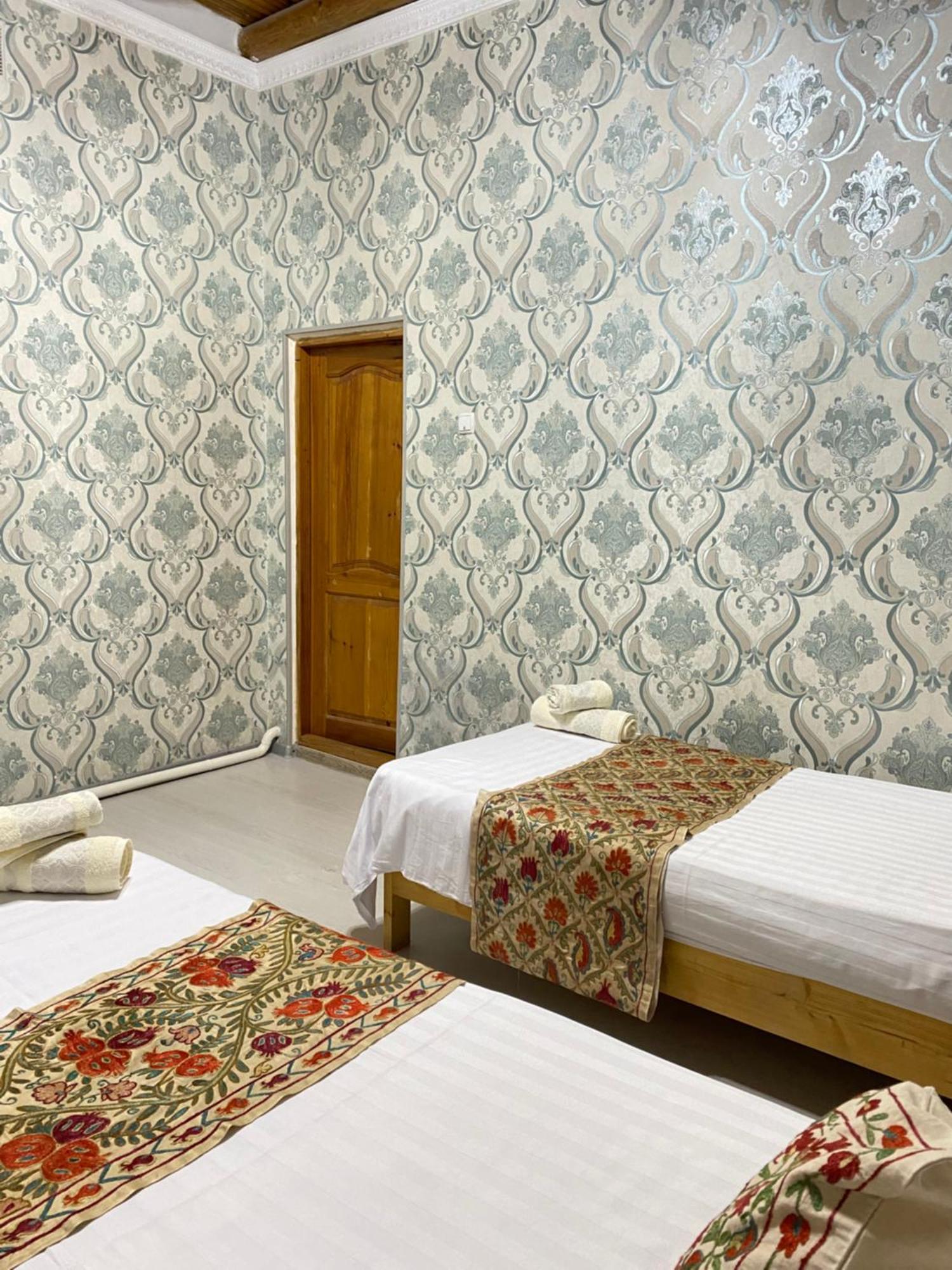 Antique Hotel In Old Town بخارى المظهر الخارجي الصورة