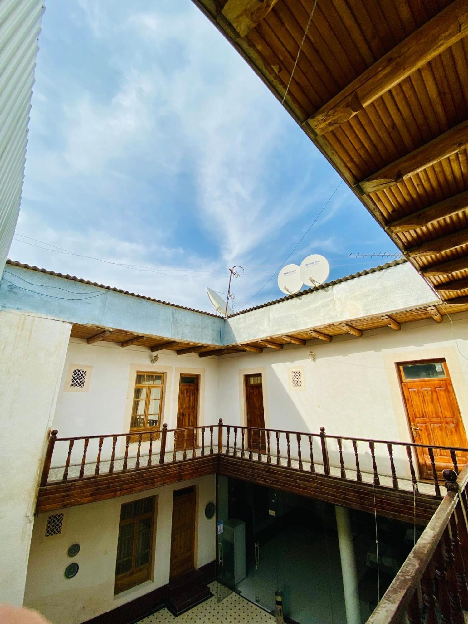 Antique Hotel In Old Town بخارى المظهر الخارجي الصورة